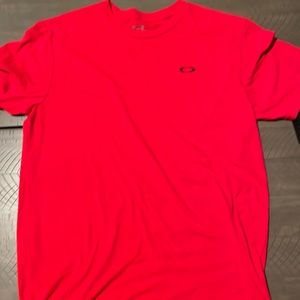 Large Red Oakley Tee Shirt